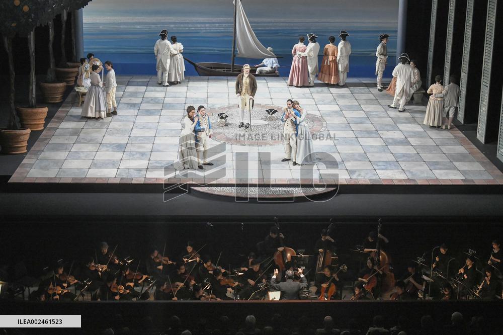 Opera by late conductor Ozawa's company