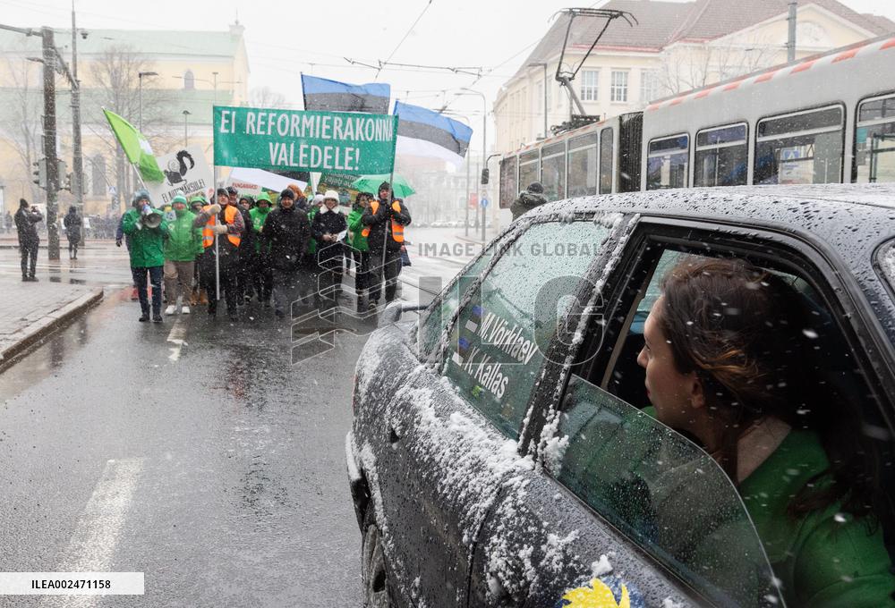 Center Party meeting to protest against car tax
