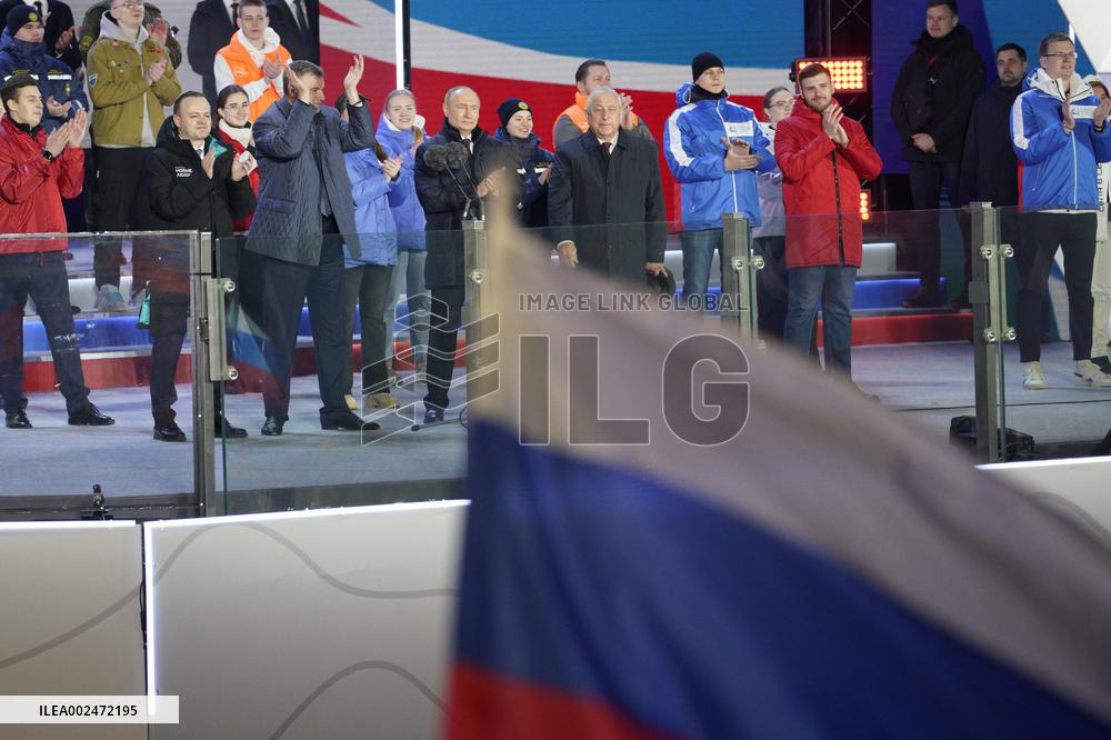 Vladimir Putin landslide victory - Moscow