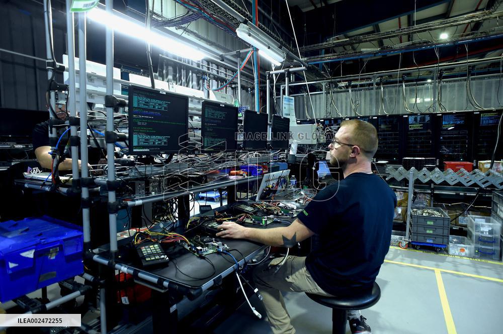 Ministerial inauguration of OVHcloud’s Quantum Computer - Croix