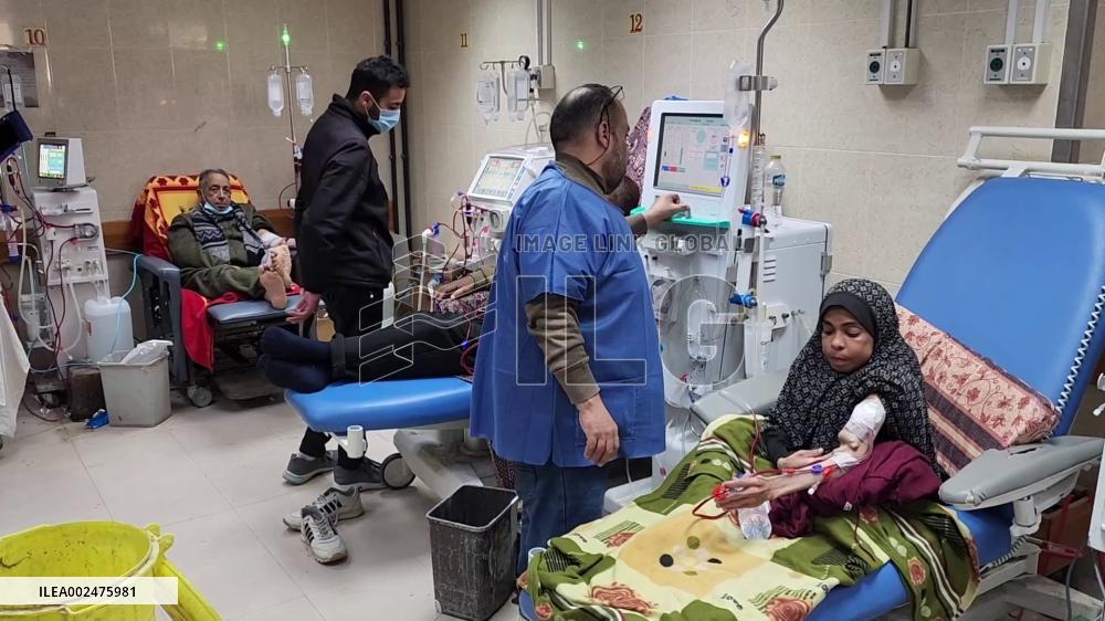 On-site in Gaza: struggles inside Al-Aqsa Martyrs Hospital