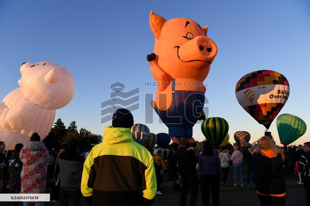 NEW ZEALAND-HAMILTON-HOT-AIR BALLOON FESTIVAL