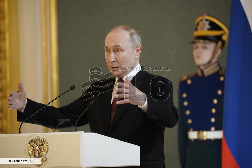 Putin Meets With His Election Agents - Moscow