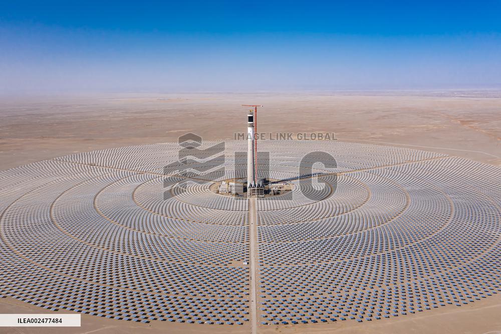 The World's Largest Molten Salt Tower Solar Thermal Power Statio