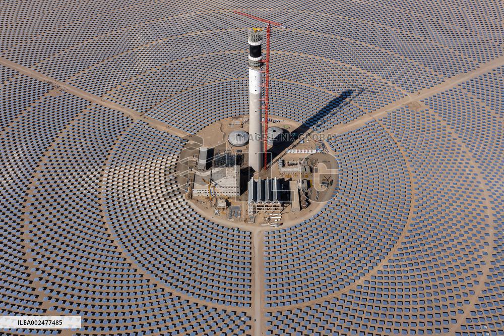 The World's Largest Molten Salt Tower Solar Thermal Power Statio