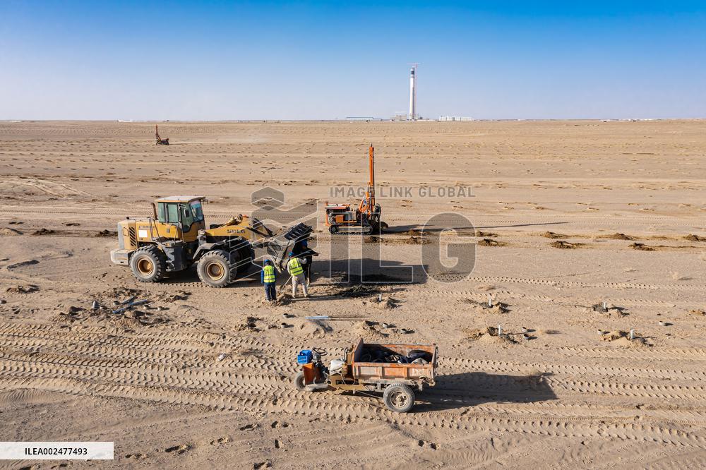 The World's Largest Molten Salt Tower Solar Thermal Power Statio