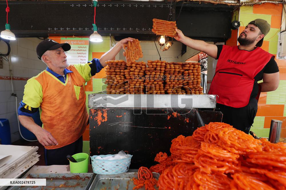 ALGERIA-BOUFARIK-RAMADAN-DESSERT