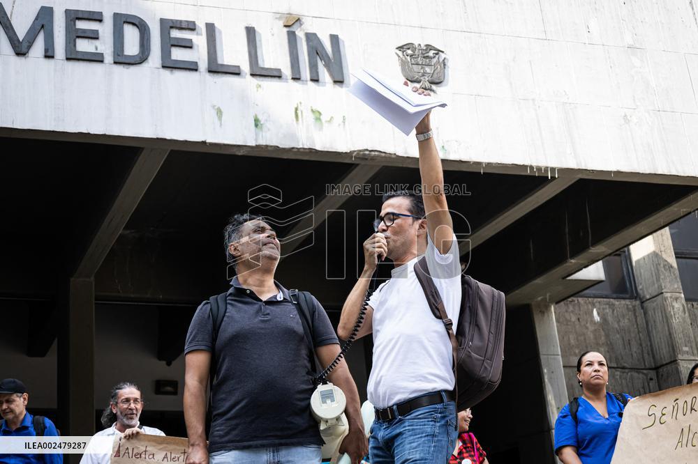 Health Workers of Metrosalud Protest in Medellin