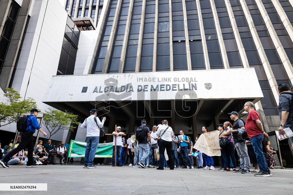 Health Workers of Metrosalud Protest in Medellin