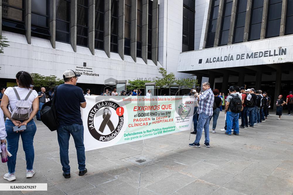 Health Workers of Metrosalud Protest in Medellin