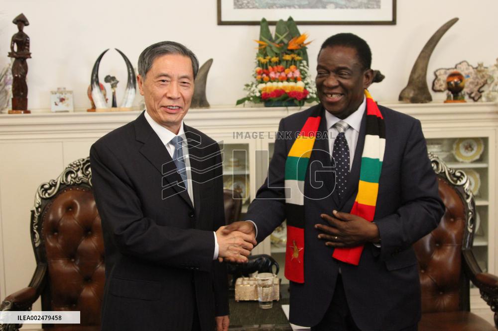 ZIMBABWE-HARARE-PRESIDENT-CPC DELEGATION-MEETING