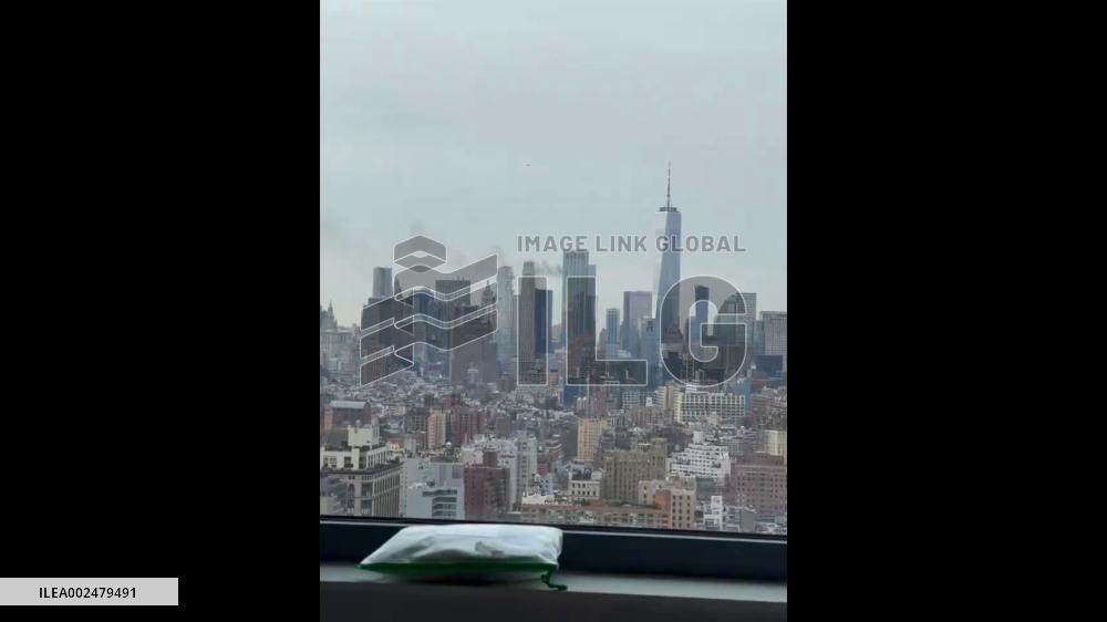 US: Smoke Billows From Manhattan High-Rise Under Construction As Fire Breaks Out On Rooftop