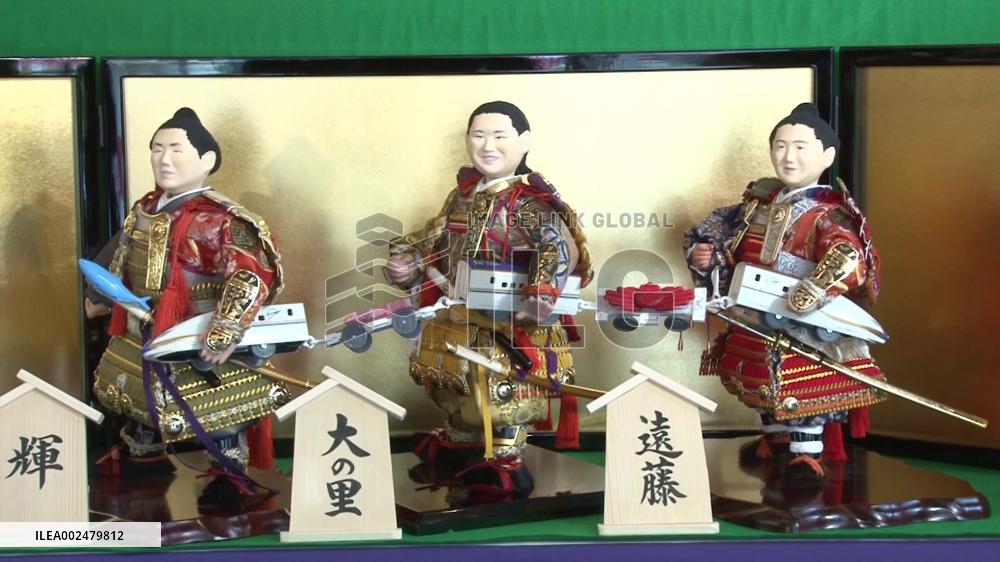 Baseball: Samurai dolls of Dodgers' Ohtani, Yamamoto