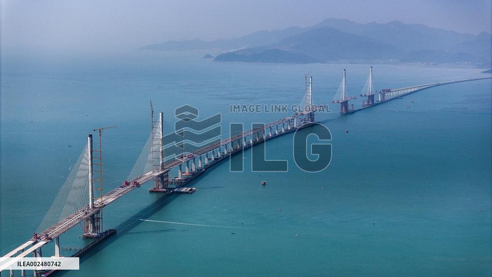 XINHUA PHOTOS OF THE DAY