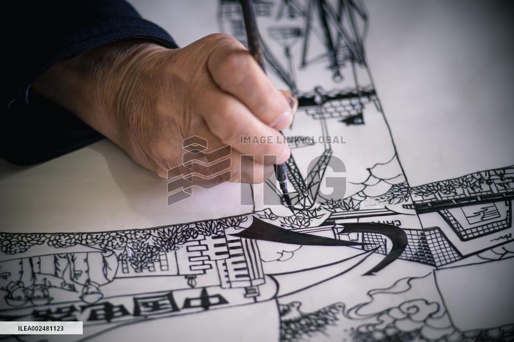 (MASTER OF CRAFTS) CHINA-ZHEJIANG-YUEQING-PAPER KNIFE CUTTINGS-INHERITOR (CN)