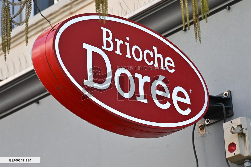 Illustrations Of Commercial Signs And Shops - Lyon