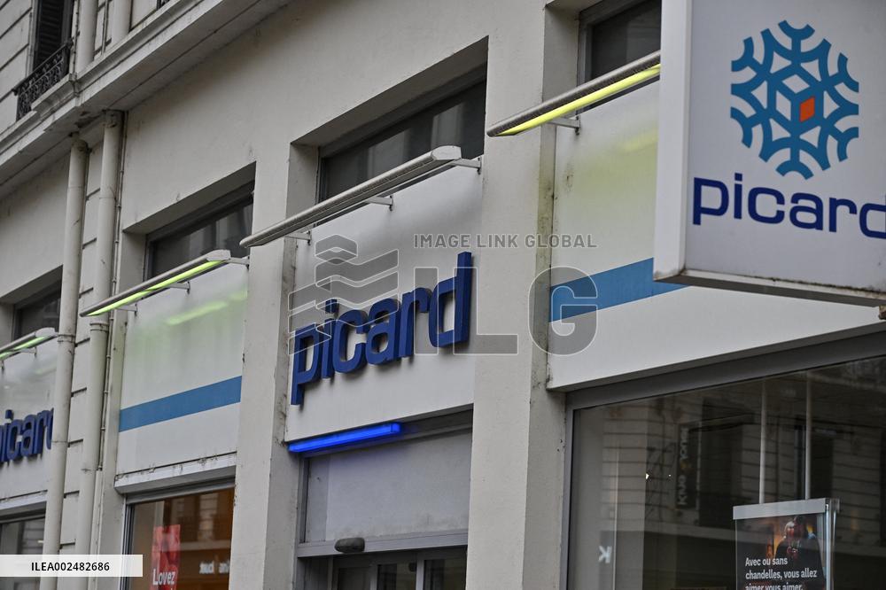 Illustrations Of Commercial Signs And Shops - Lyon