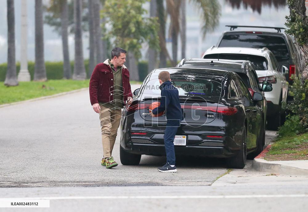 Ben Affleck Out With Son - LA