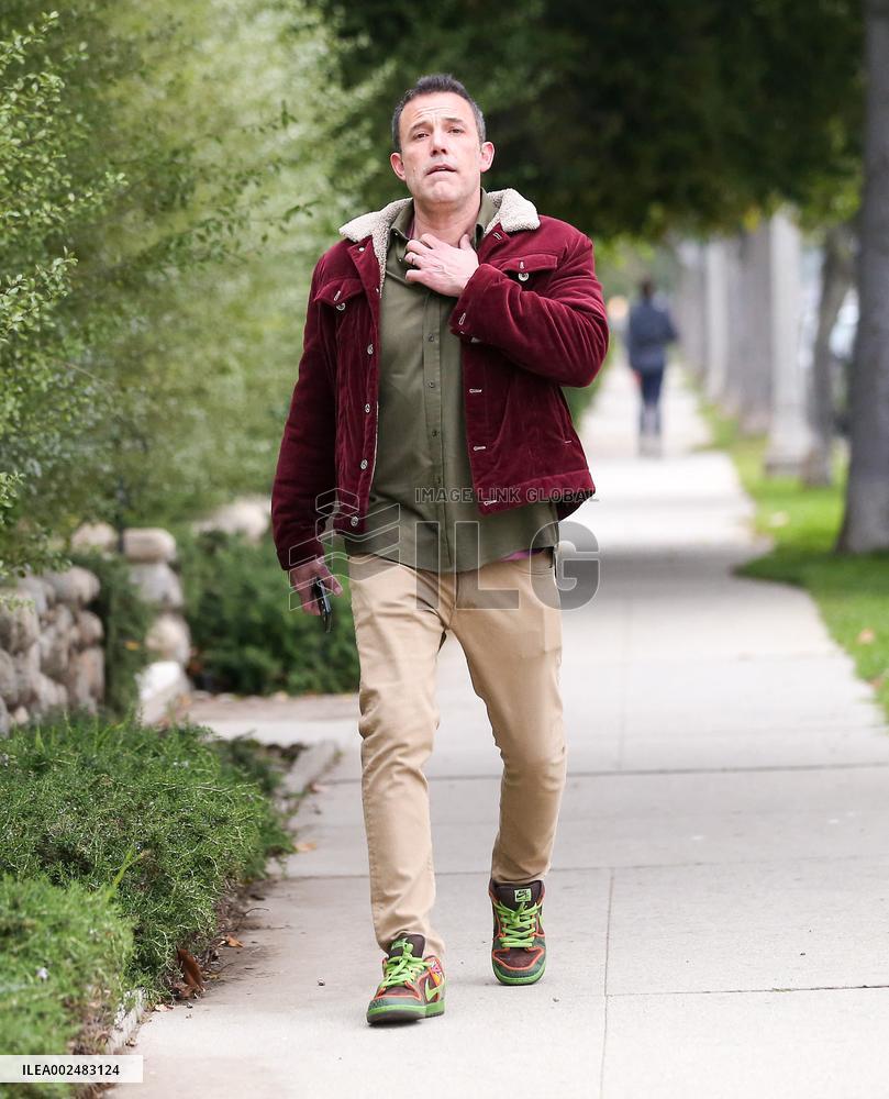 Ben Affleck Out With Son - LA