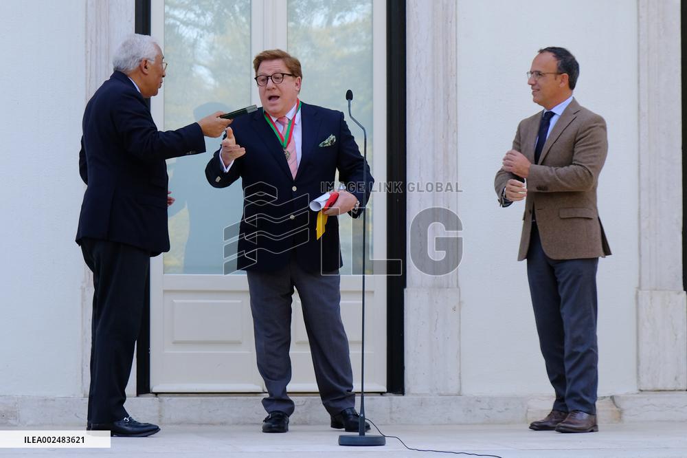 Government awards Herman José the Medal of Cultural Honour