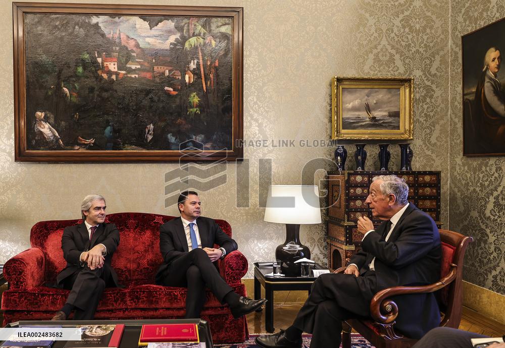 Marcelo Rebelo de Sousa receives the AD