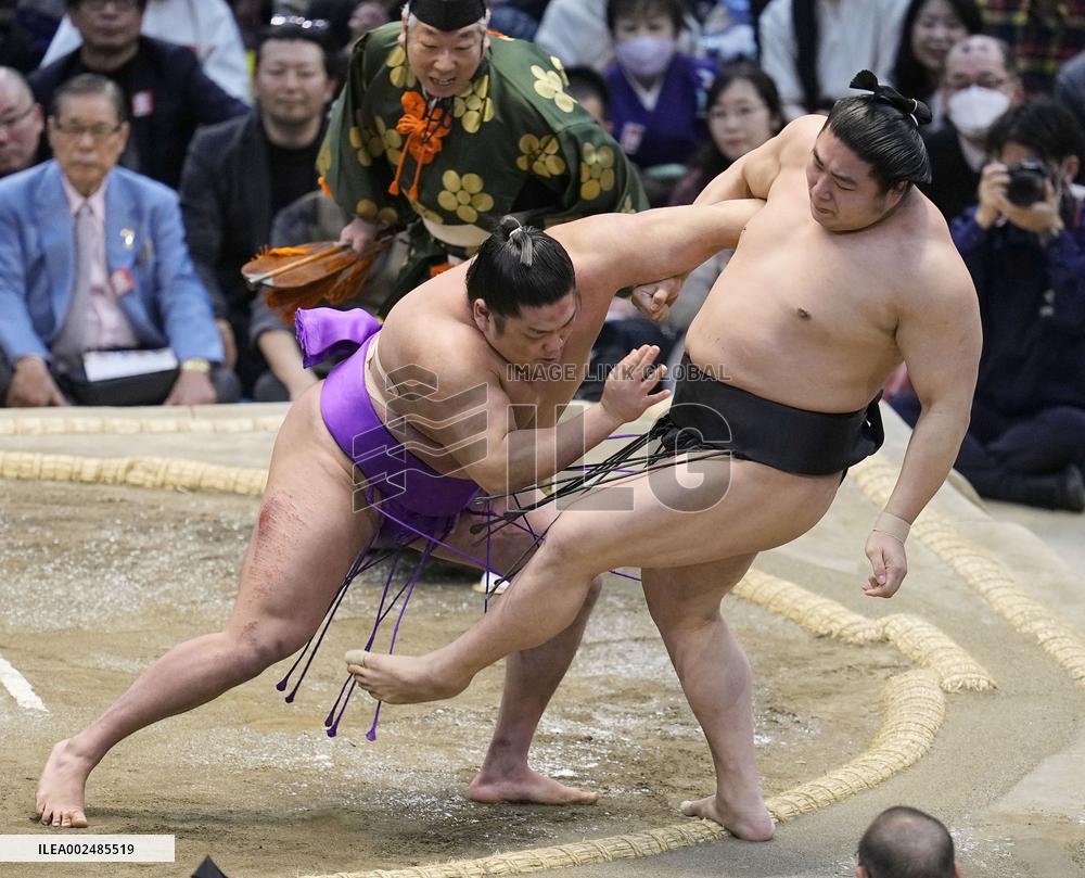 Sumo: Spring Grand Sumo Tournament
