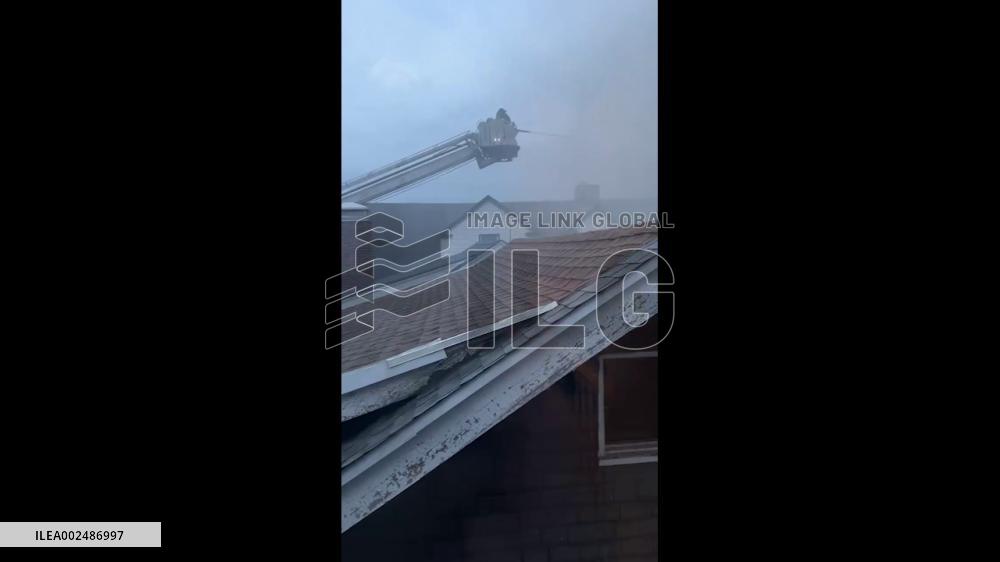 US: 1 Injured After 4-Alarm Fire Tears Through Homes In Kensington, Brooklyn 2