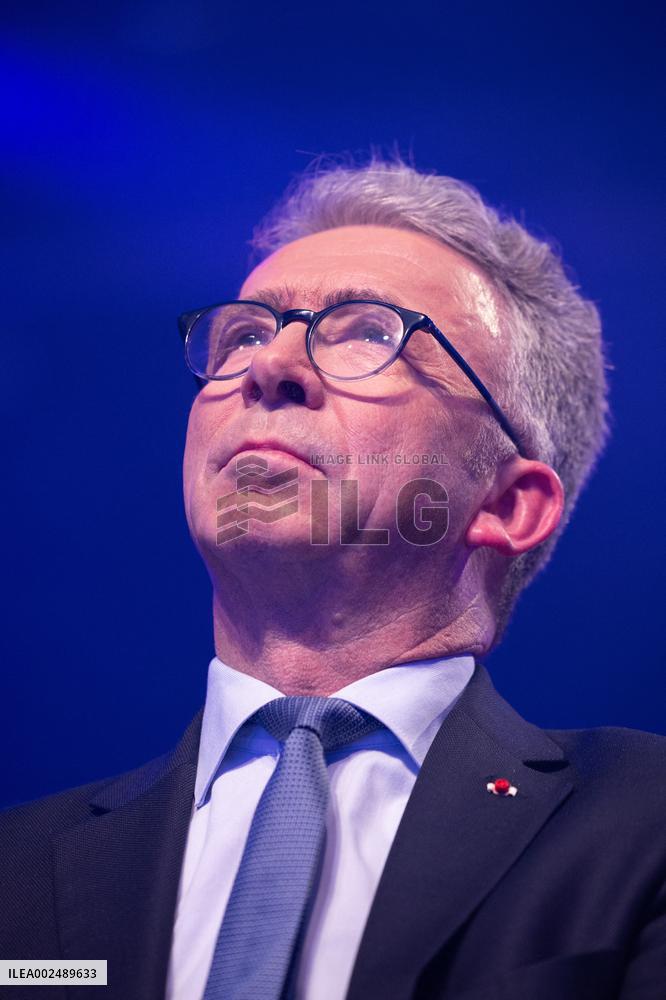 Les Republicains Europe Launch Campaign - Aubervilliers