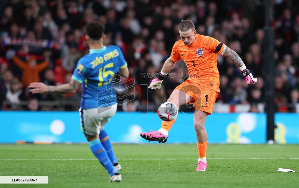(SP)BRITAIN-LONDON-FOOTBALL-INTERNATIONAL FRIENDLY-ENG VS BRA