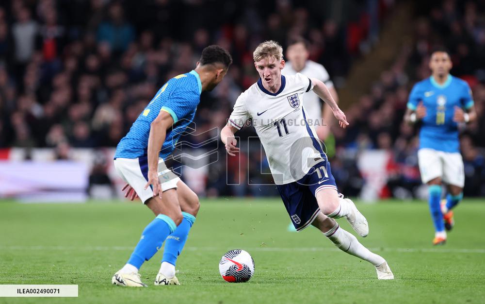 (SP)BRITAIN-LONDON-FOOTBALL-INTERNATIONAL FRIENDLY-ENG VS BRA