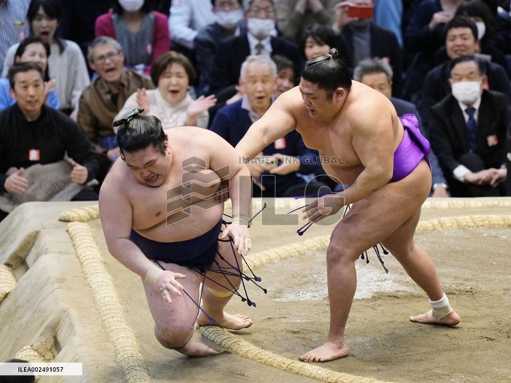 Sumo: Spring Grand Sumo Tournament