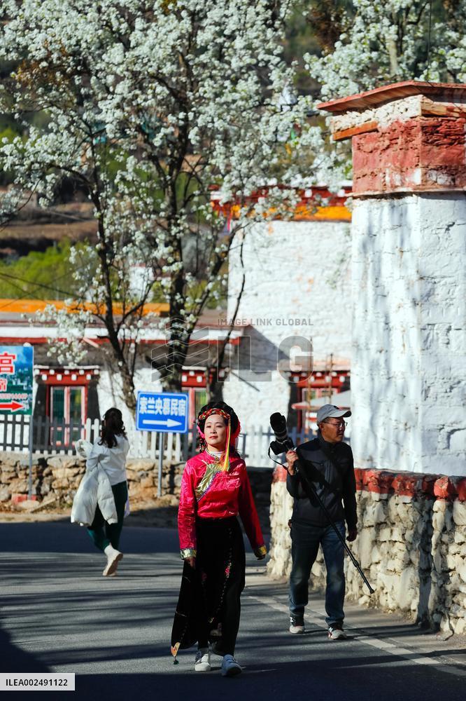 CHINA-SICHUAN-DANBA-TOURISM (CN)