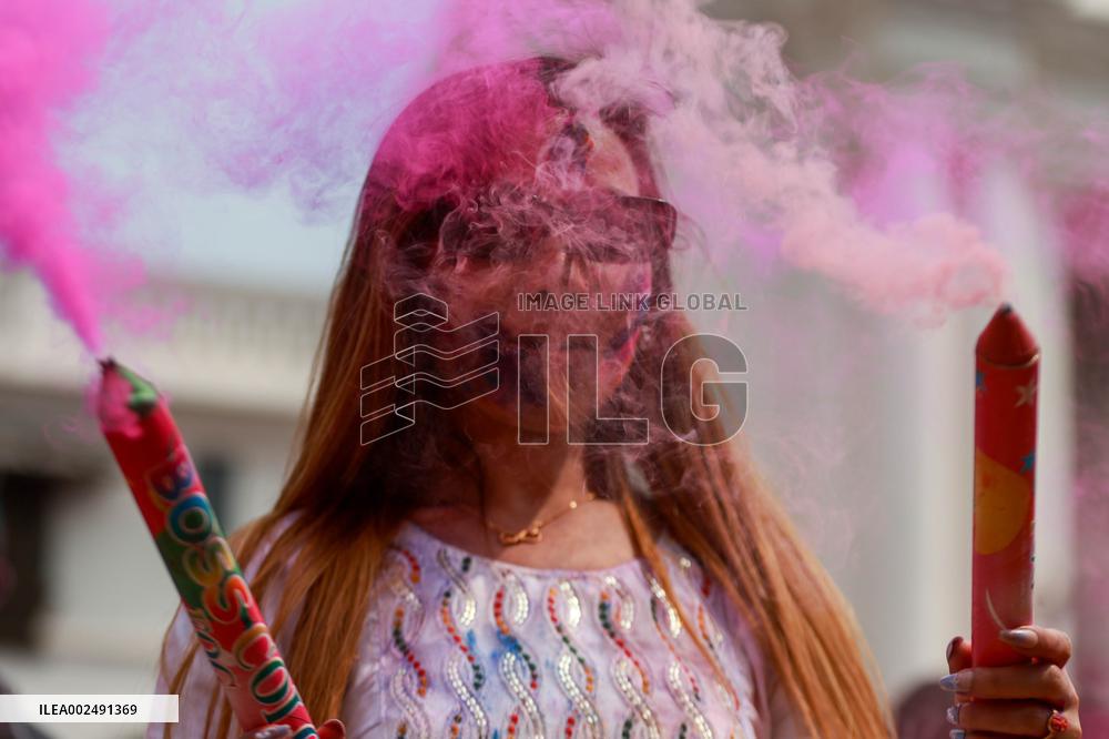 NEPAL-KATHMANDU-HOLI FESTIVAL-CELEBRATION