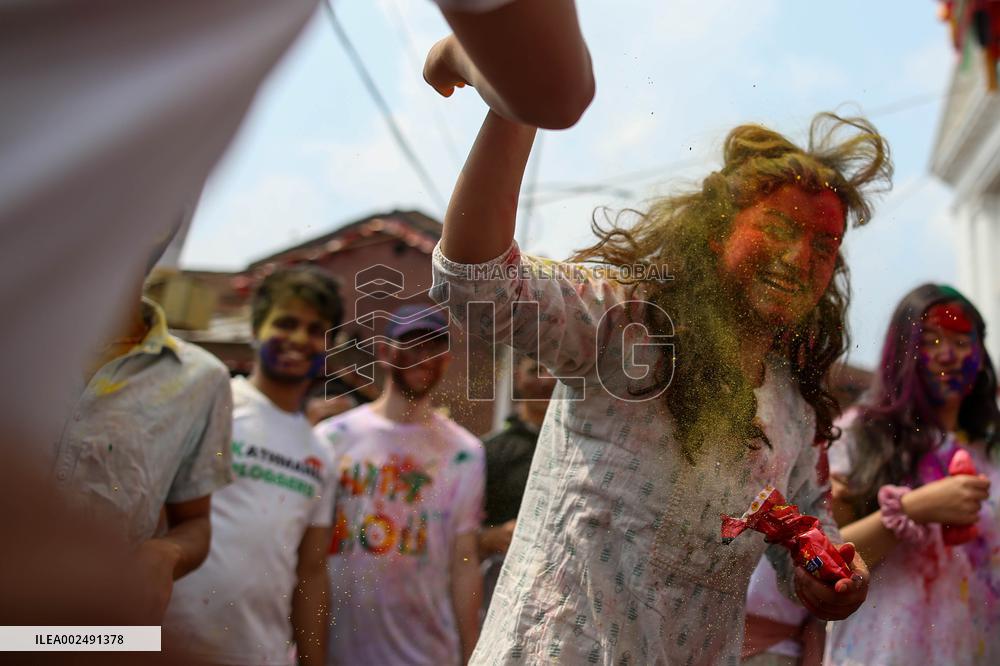NEPAL-KATHMANDU-HOLI FESTIVAL-CELEBRATION