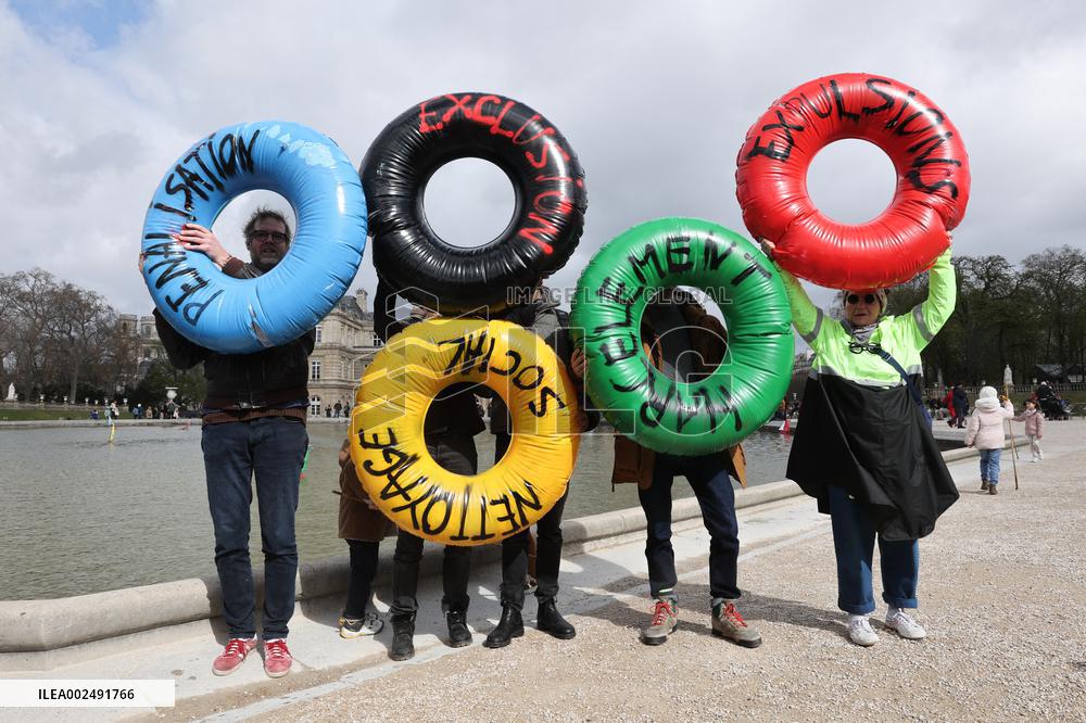 Action to denounce the social cleansing for Olympic Games - Paris