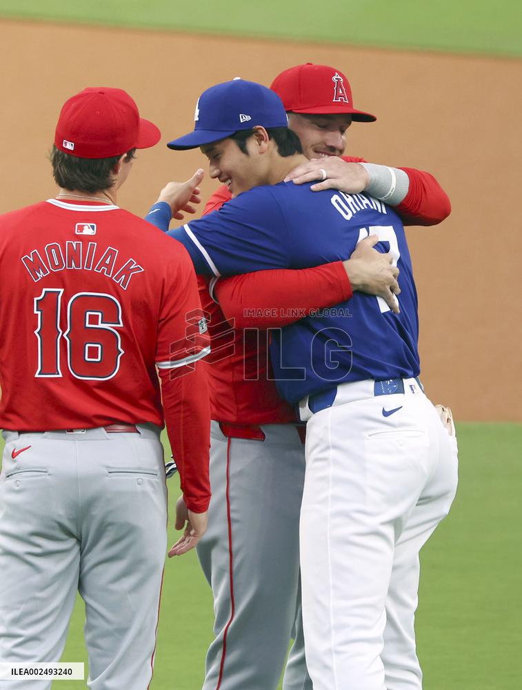 Baseball: MLB spring training game
