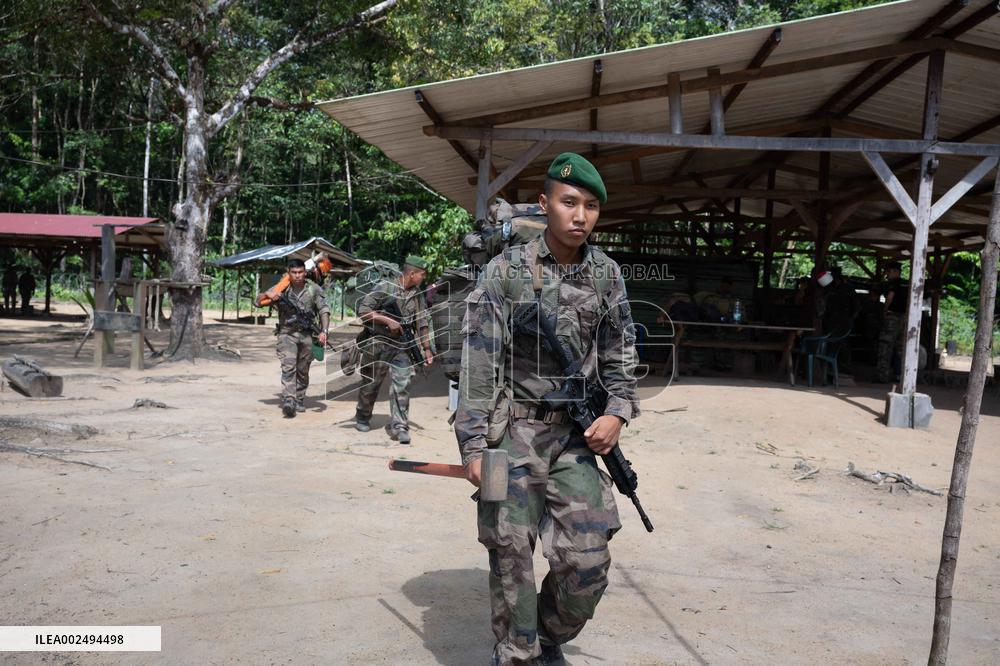 River Checkpoint At Saut Tourepe On The Approuague River - French Guiana