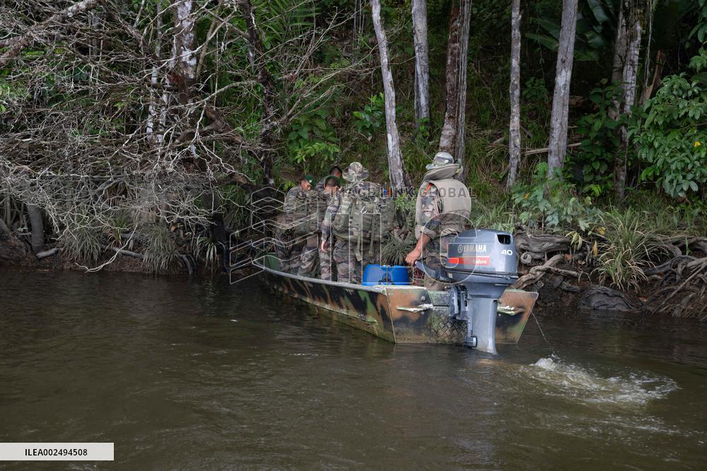 River Checkpoint At Saut Tourepe On The Approuague River - French Guiana