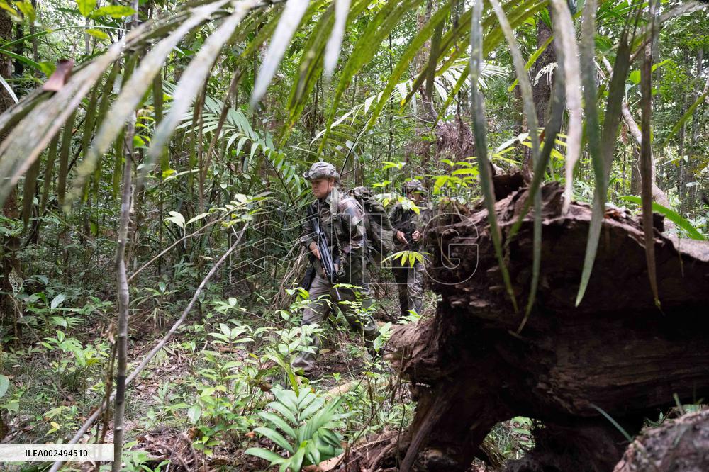 River Checkpoint At Saut Tourepe On The Approuague River - French Guiana