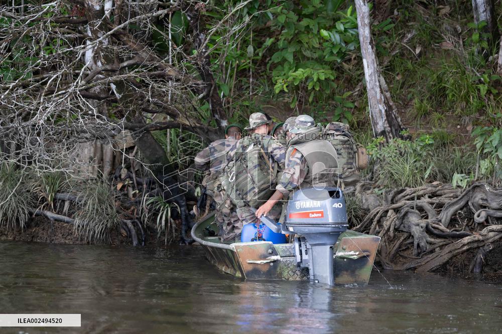 River Checkpoint At Saut Tourepe On The Approuague River - French Guiana