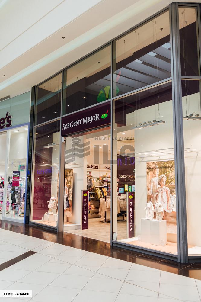 Du Pareil Au Meme And Sergent Major In Receivership