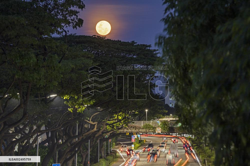 SINGAPORE-FULL MOON