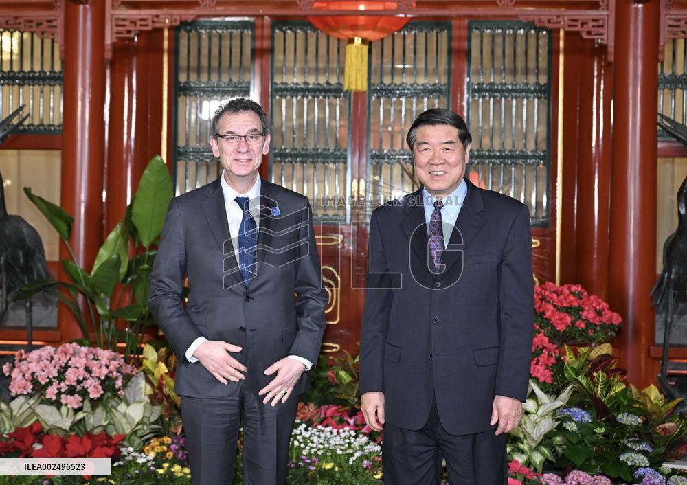 CHINA-BEIJING-HE LIFENG-PFIZER-CHAIRMAN-MEETING (CN)