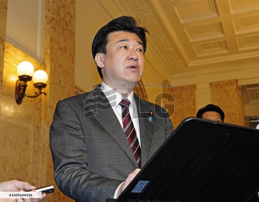 Japan eases weapon export rules