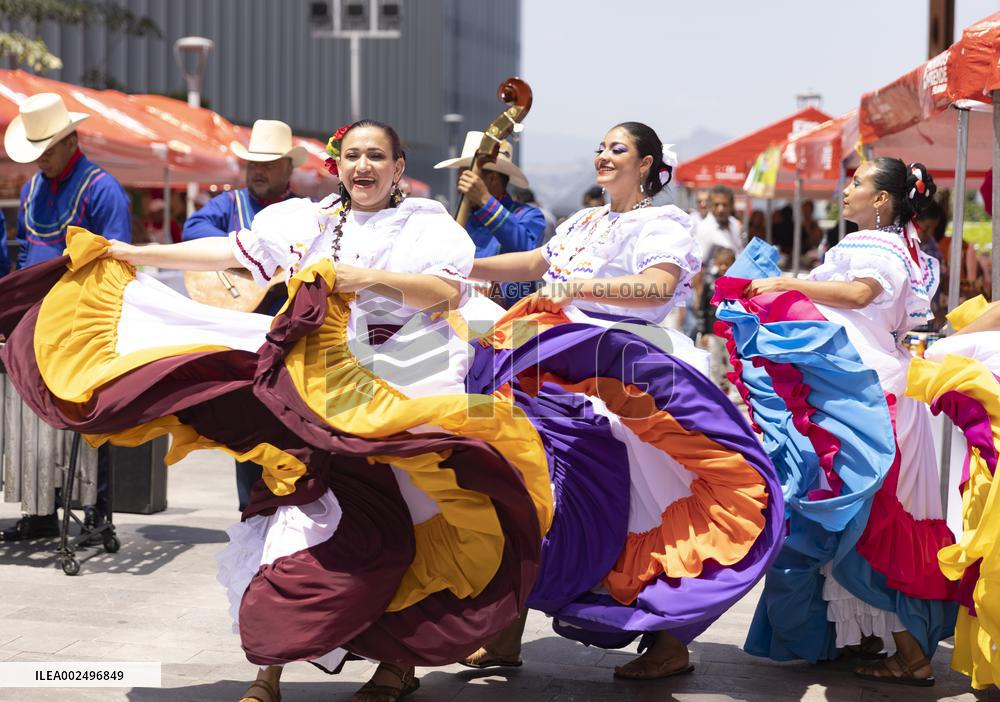 HONDURAS-TEGUCIGALPA-CITY VIEW