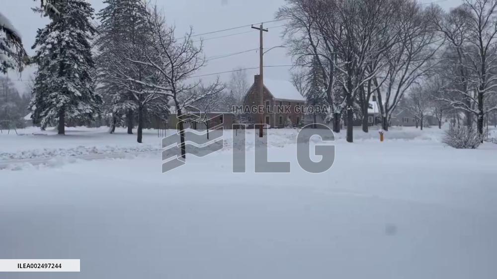 US: Late March Winter Storm Dumps Inches Of Snow To Wisconsin 2