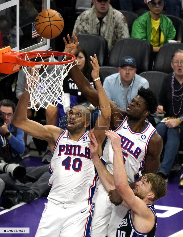 (SP)U.S.-SACRAMENTO-BASKETBALL-NBA-KINGS VS 76ERS