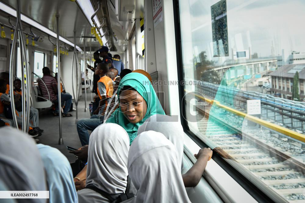 NIGERIA-LAGOS-CHINESE-BUILT LIGHT RAIL PROJECT (CN)