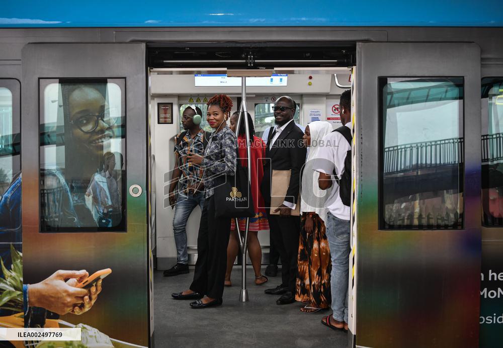NIGERIA-LAGOS-CHINESE-BUILT LIGHT RAIL PROJECT (CN)