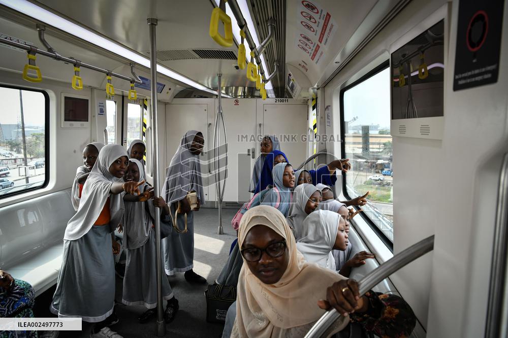 NIGERIA-LAGOS-CHINESE-BUILT LIGHT RAIL PROJECT (CN)